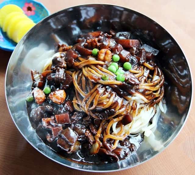 تصویر 2 از فروش نودل جاجانگمیون طعم دار + قیمت خرید به صرفه